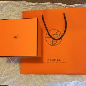 Hermes paper bag and orange box